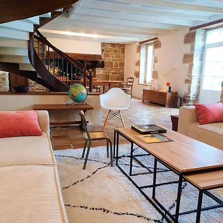 Grande Maison Familiale Au Coeur Du Finistere Landudal