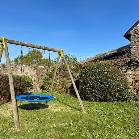 Grande Maison Familiale Au Coeur Du Finistere Holiday home